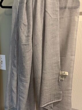 ✨ JG Sunny Just Classic 100% Cotton Lightweight Gray Scarf ✨